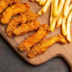 chicken fingers and fries